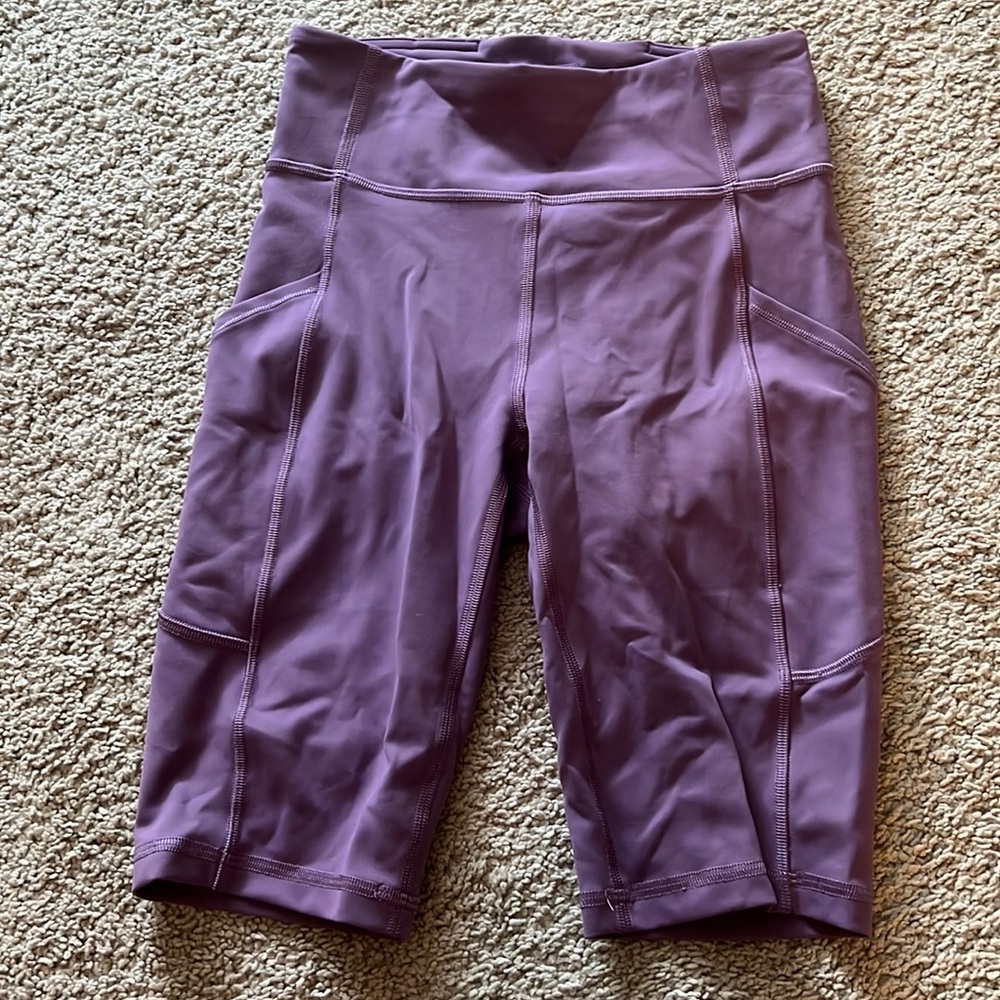 Lululemon biker shorts brand new never worn